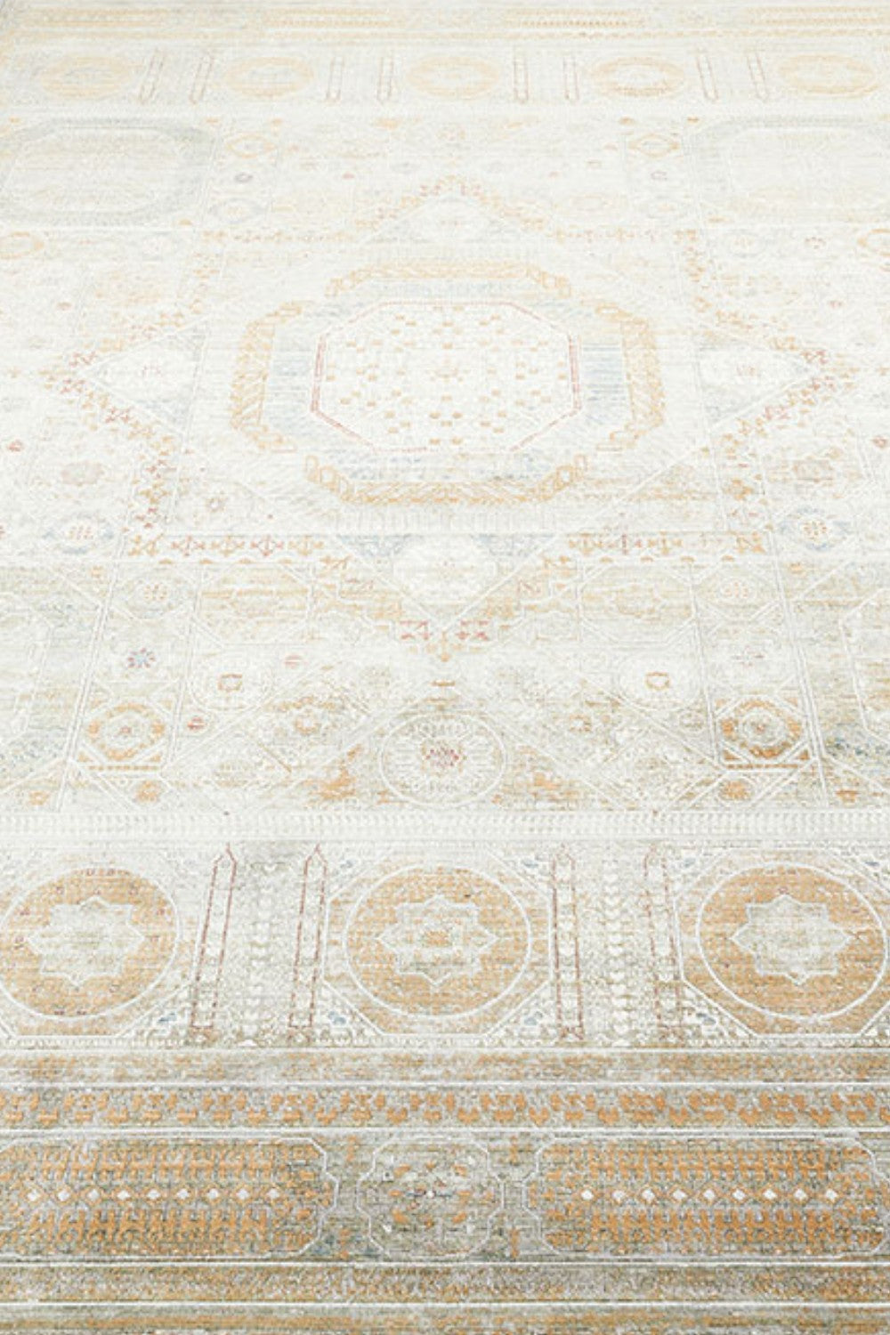 Klasik Desenli Sık Dokuma Halı