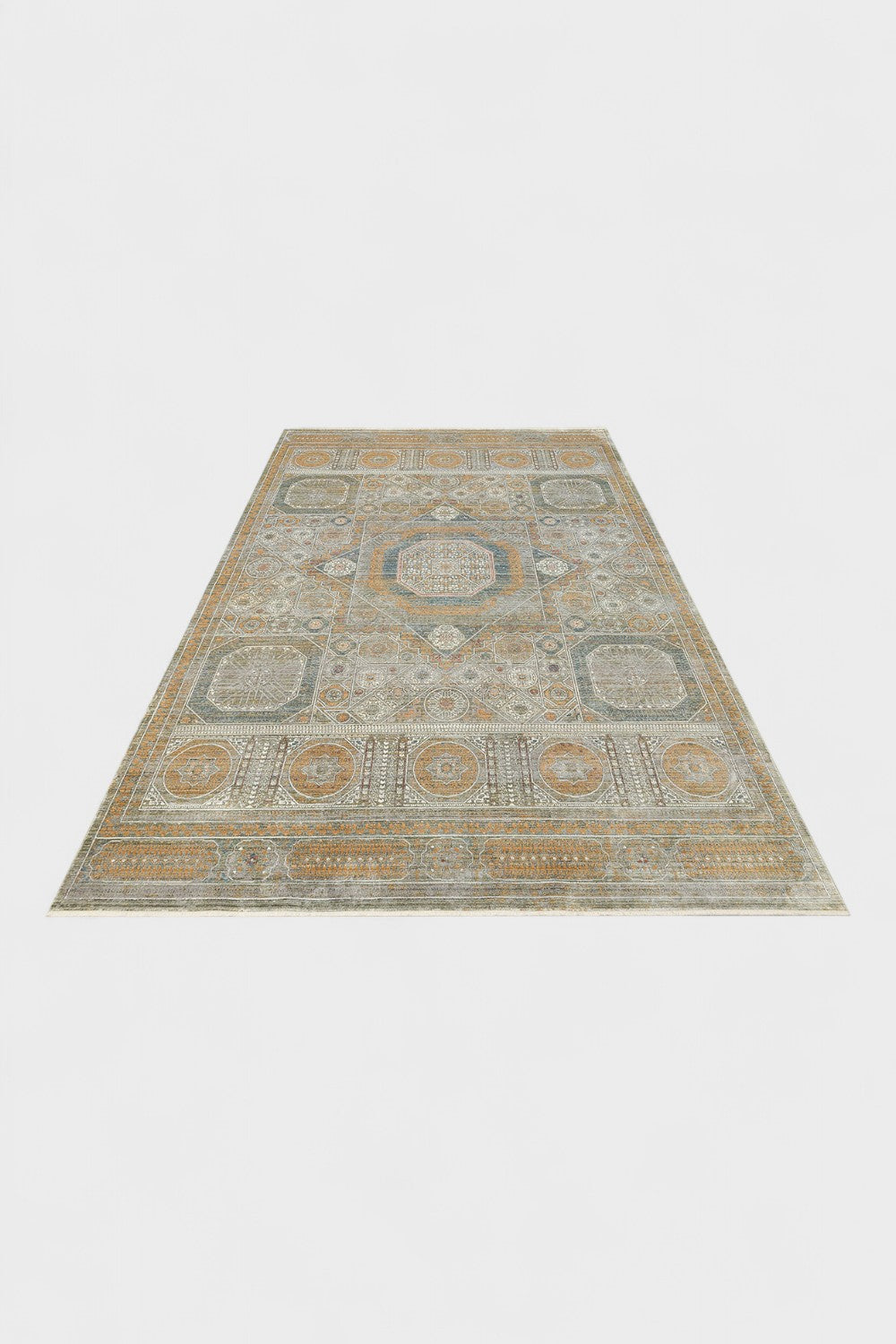 Klasik Desenli Sık Dokuma Halı