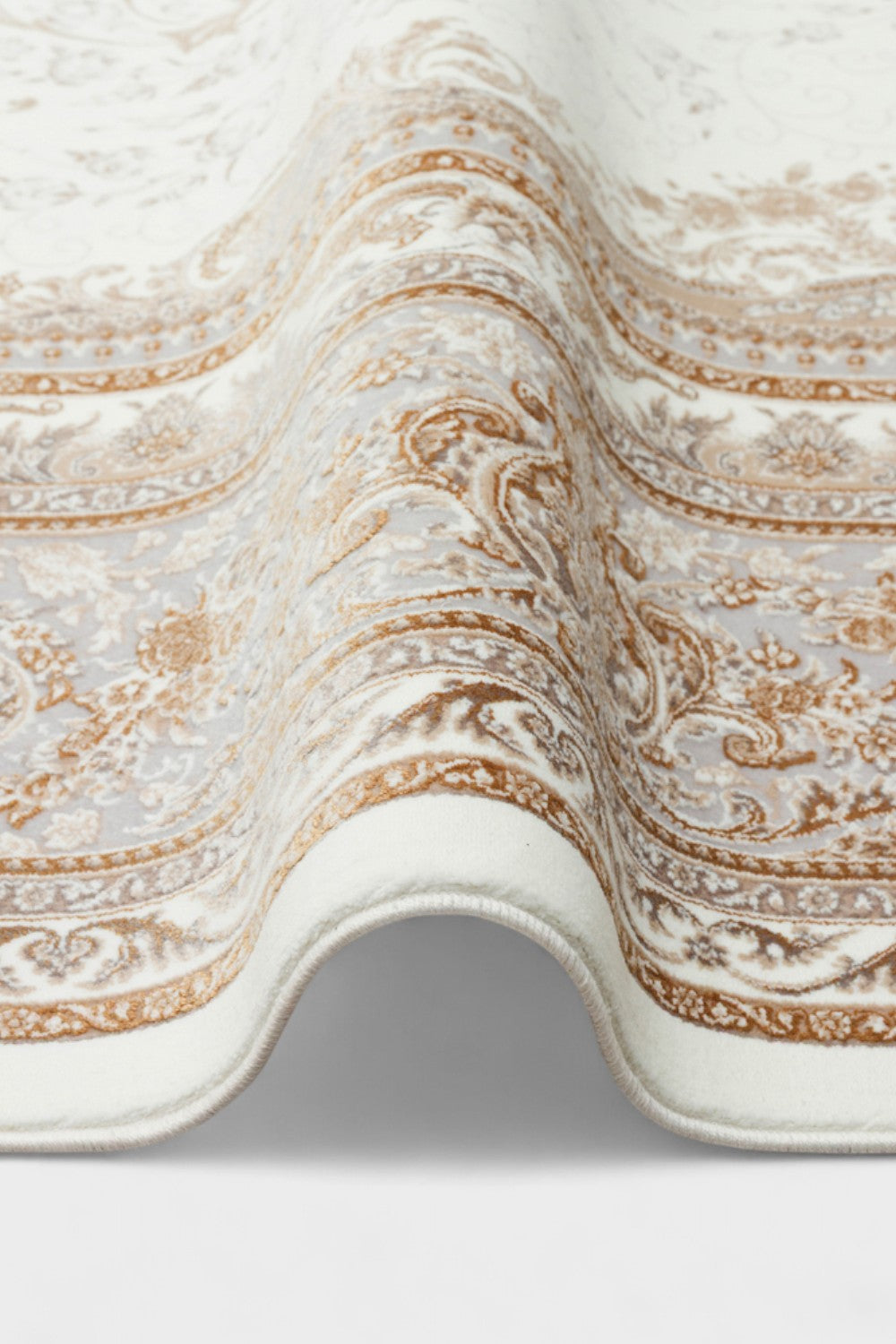 Klasik Desenli Sık Dokuma Halı