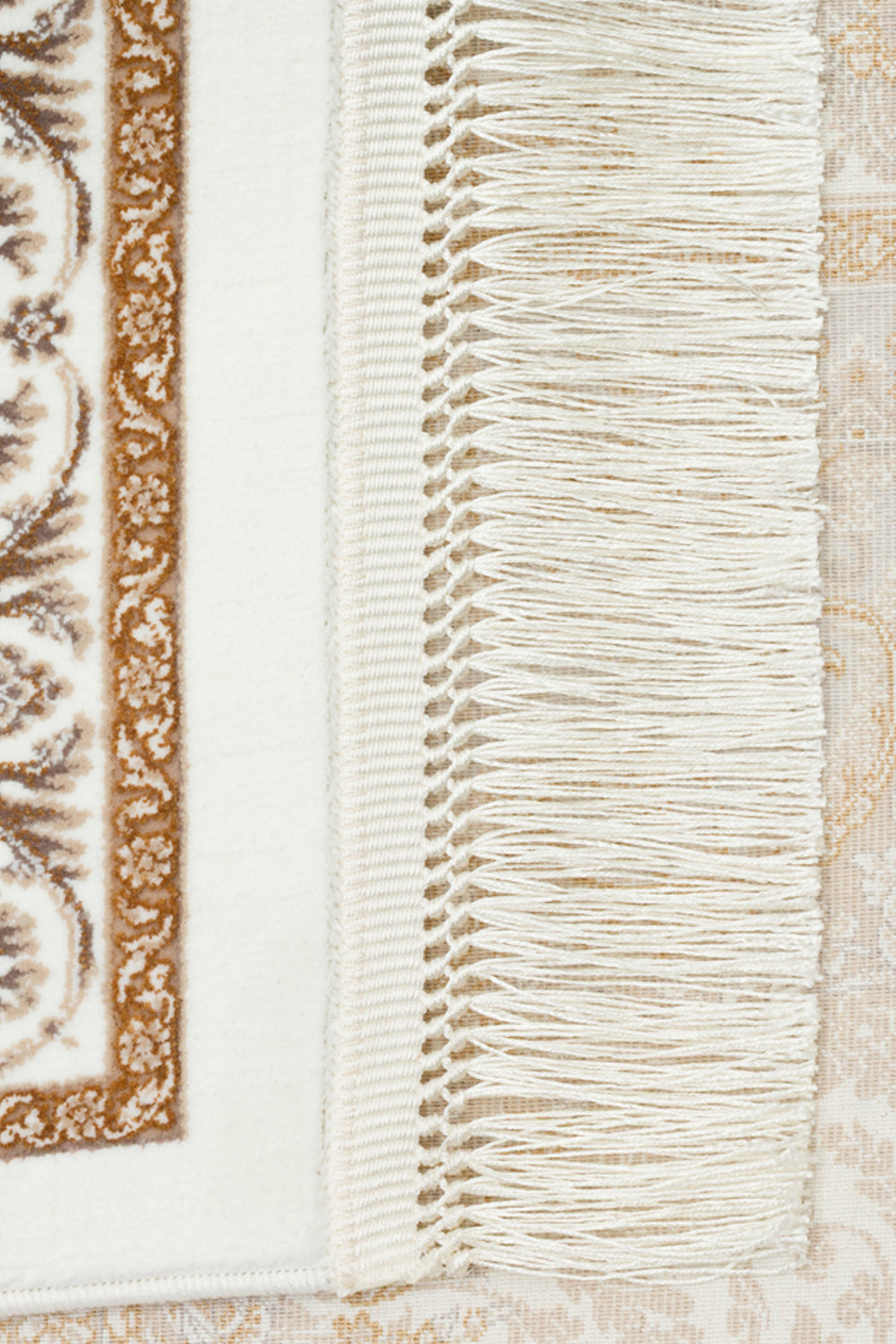 Klasik Desenli Sık Dokuma Halı