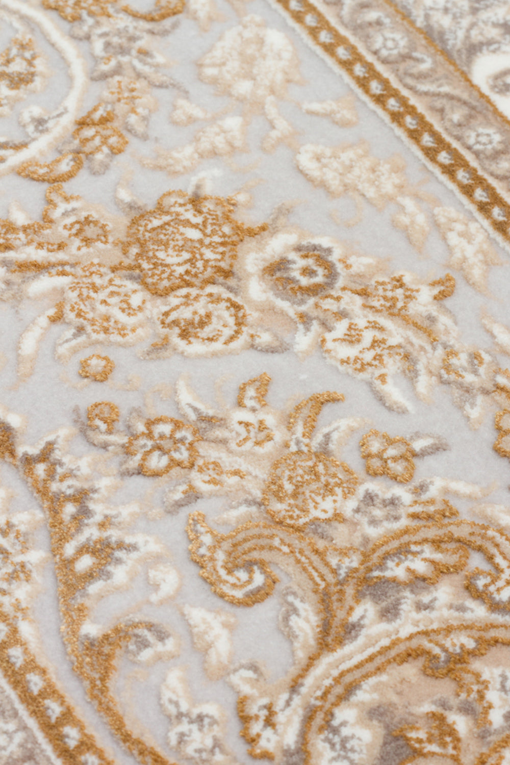 Klasik Desenli Sık Dokuma Halı