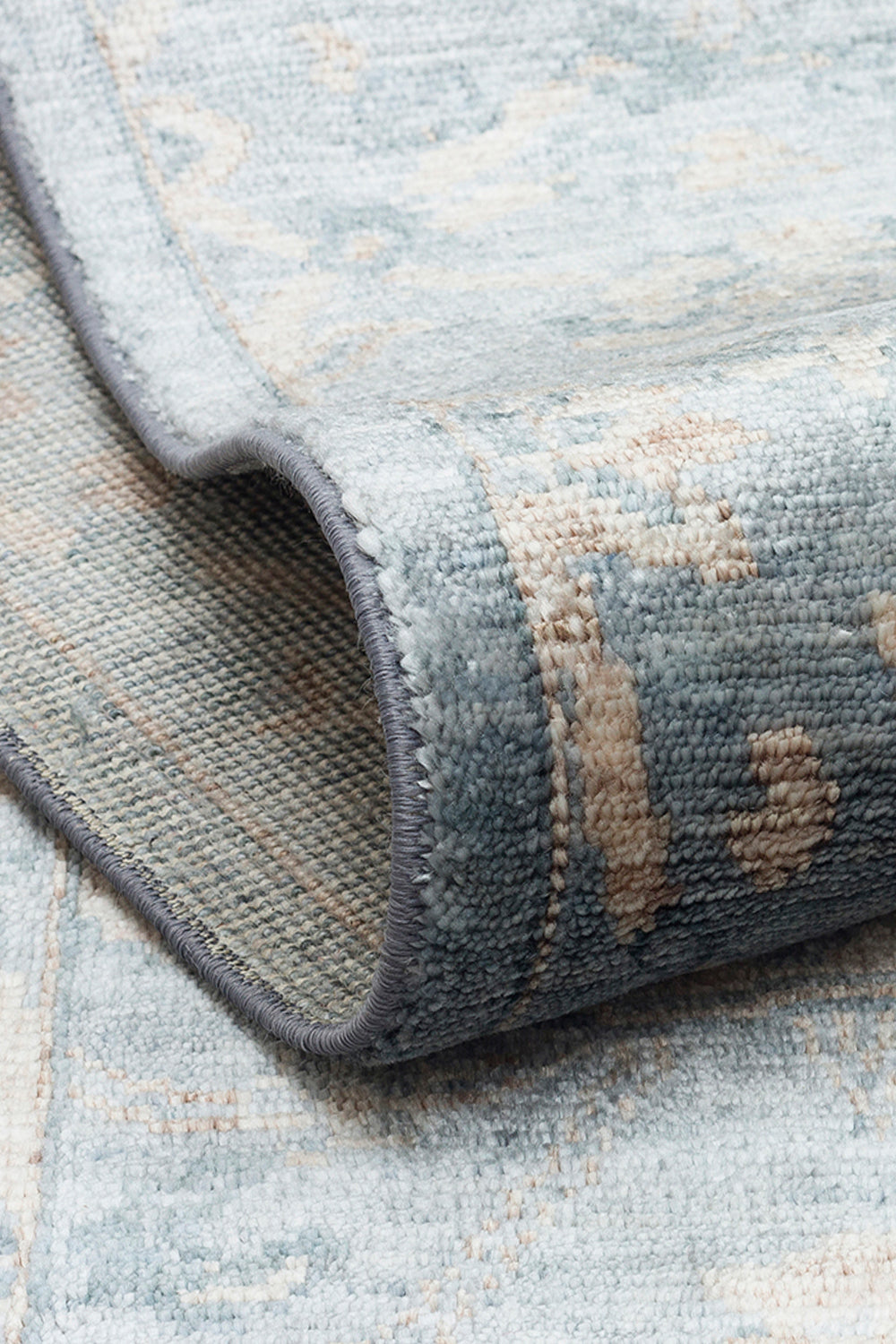 El Dokuma Uşak Halısı