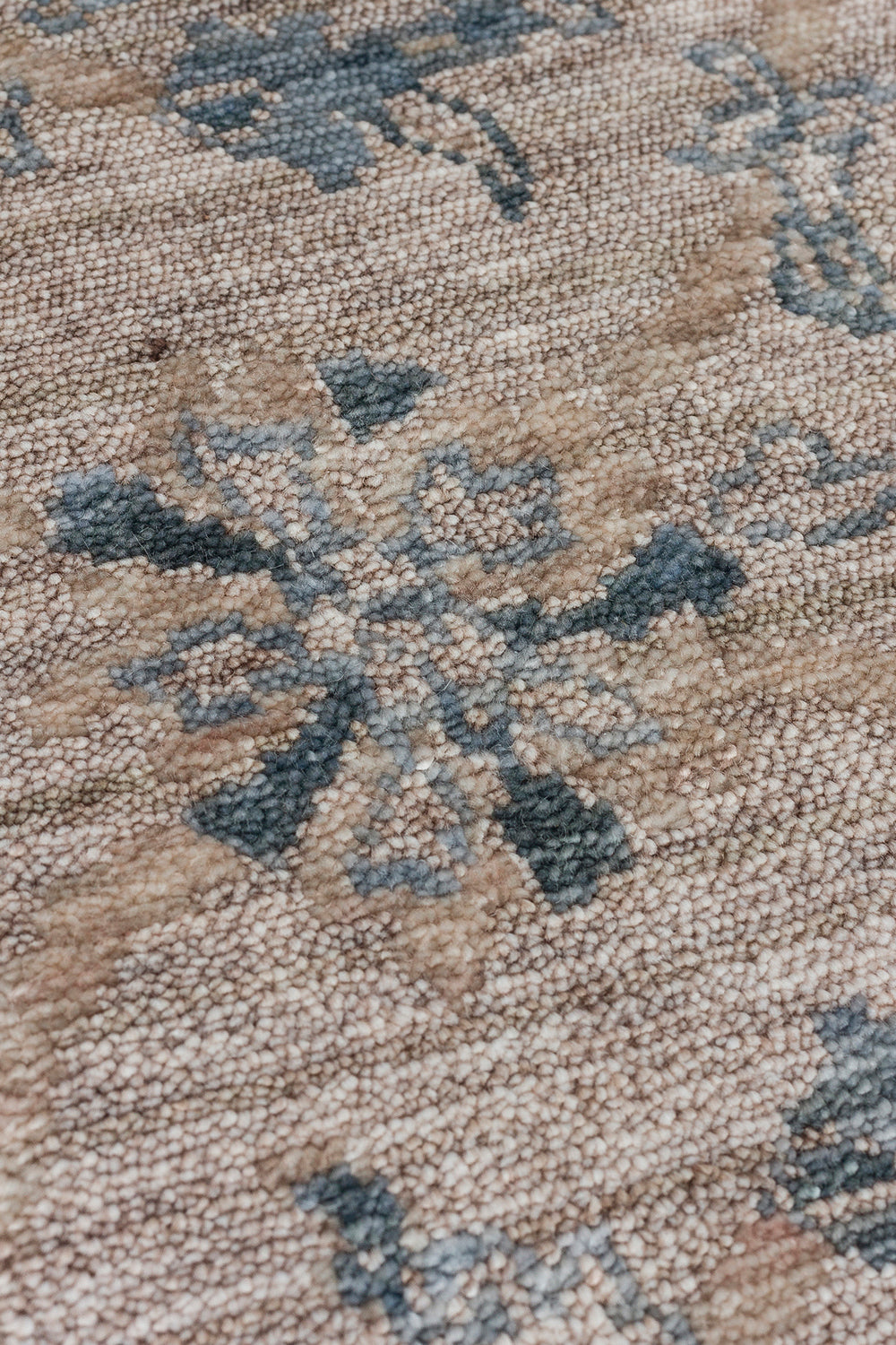 El Dokuma Uşak Halısı