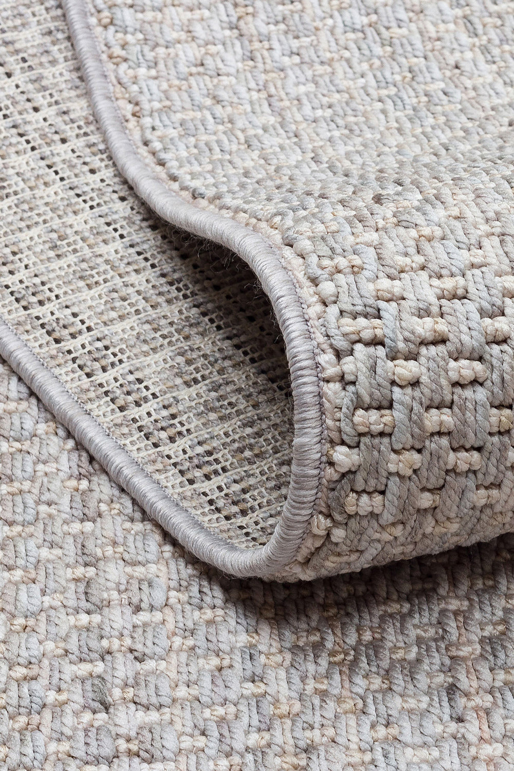 Yumuşak Dokulu Örgü Halı