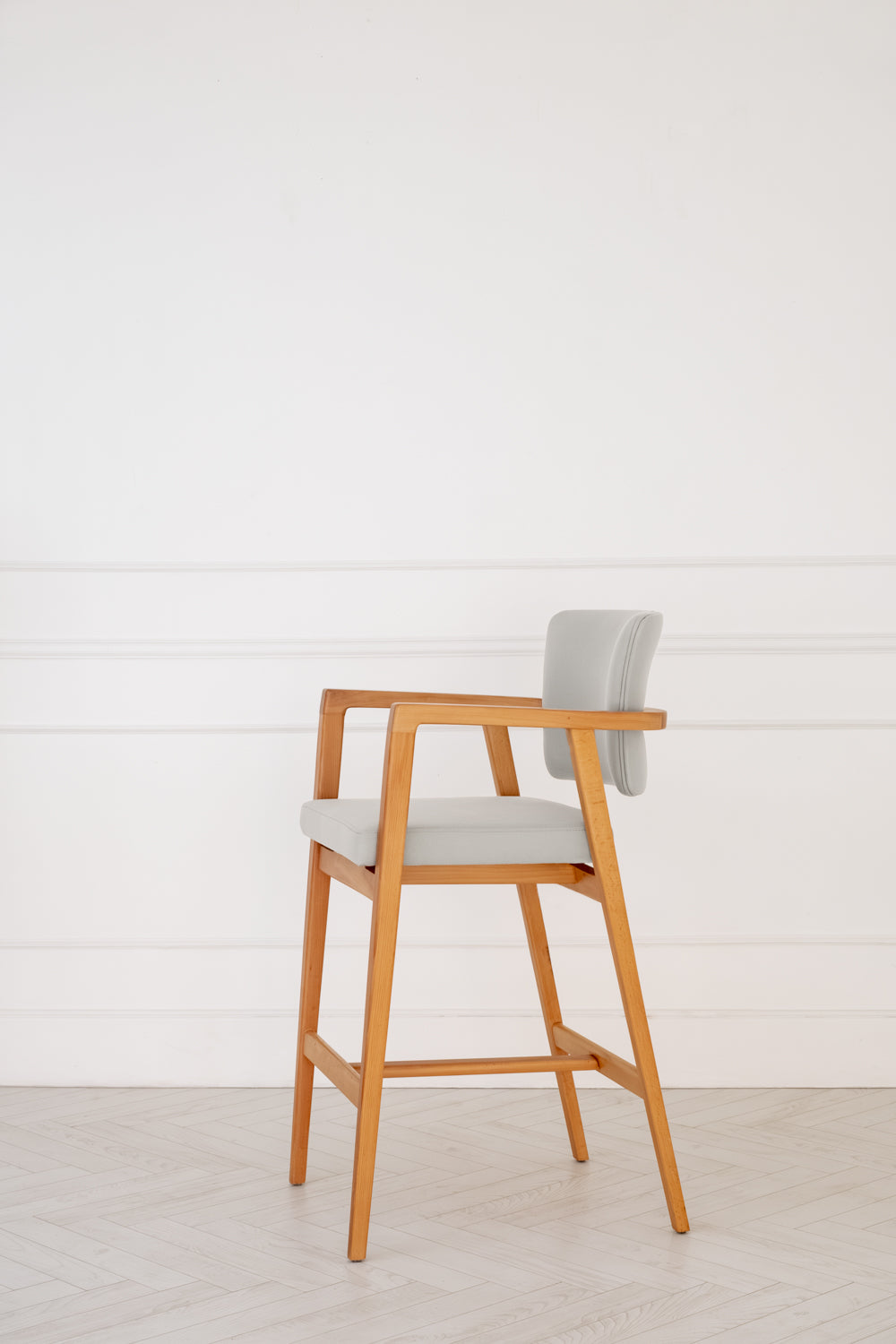 Ahşap Bar Sandalyesi