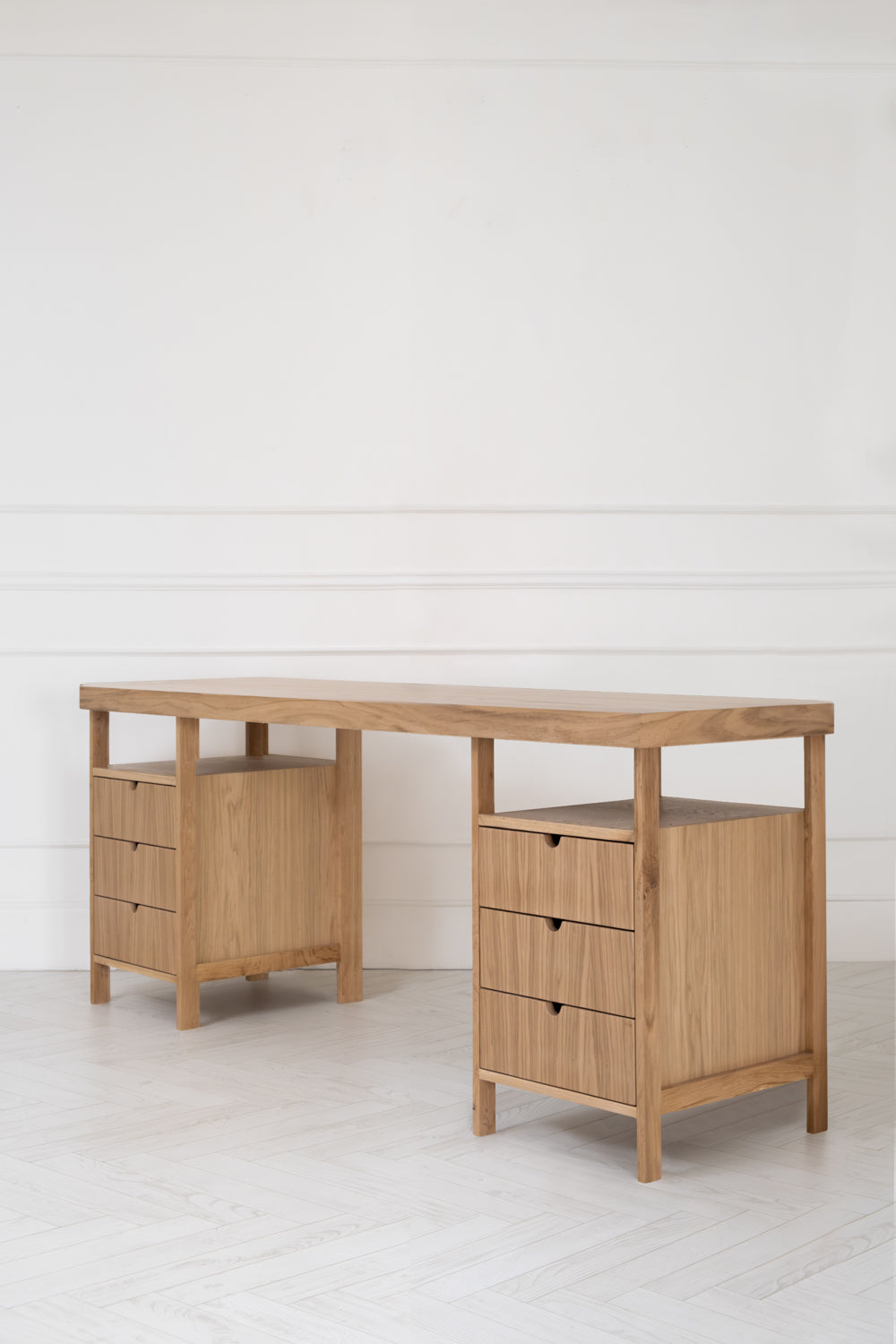 Ahşap Çalışma Masası