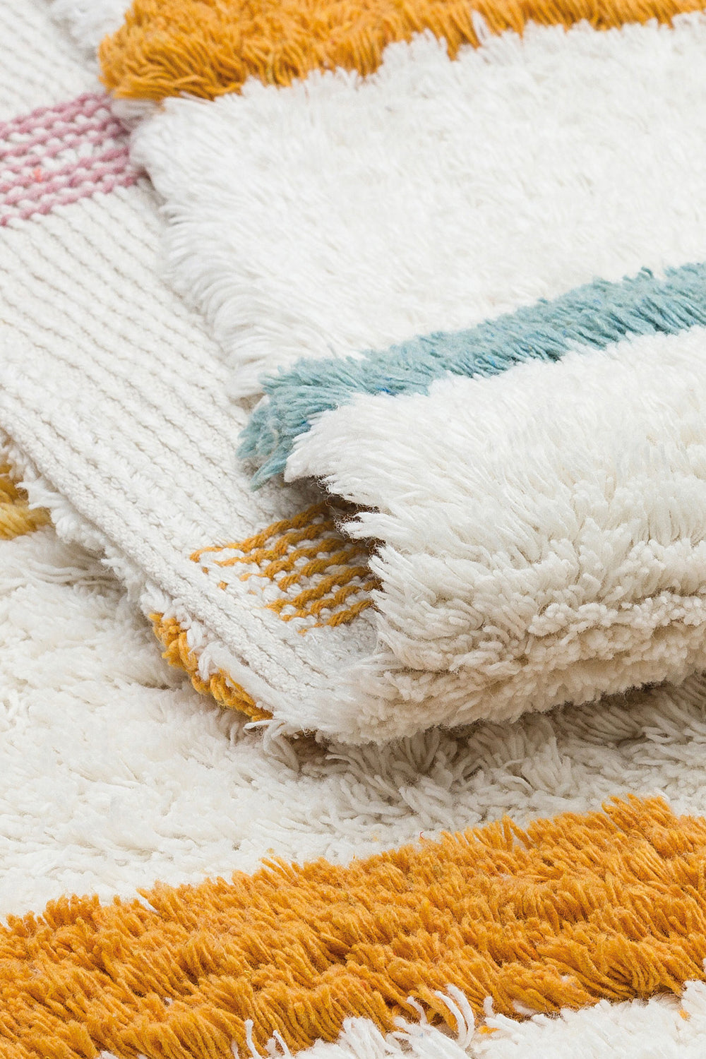 Yıkanabilir Kaymaz Tabanlı Pamuk Çocuk Halısı