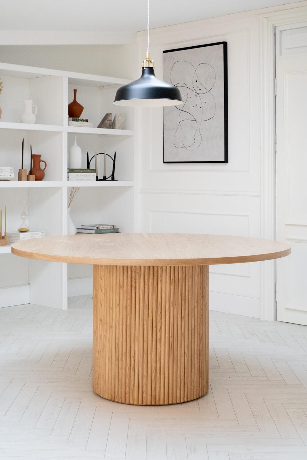 Ahşap Yuvarlak Yemek Masası