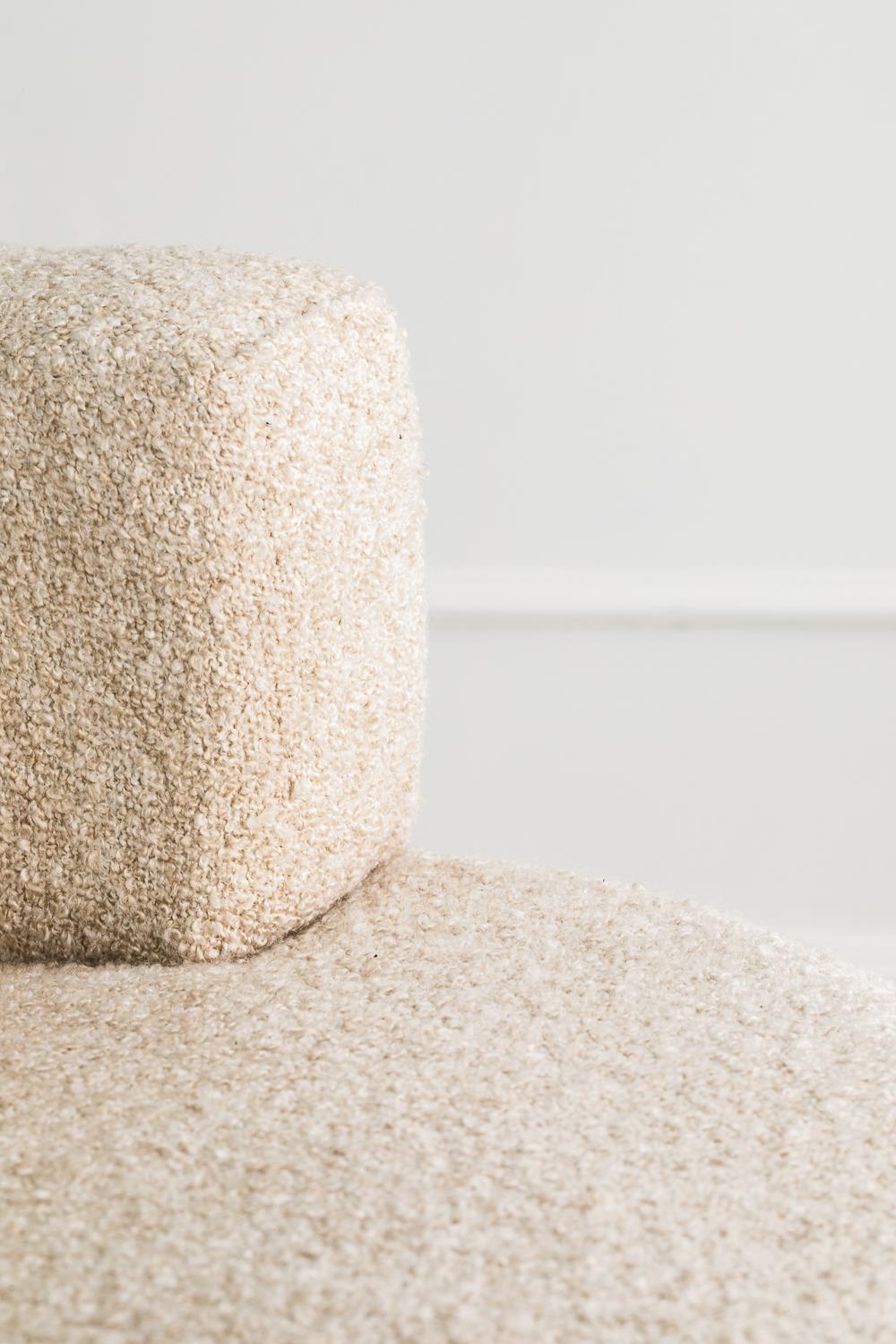 Buklet Kumaşlı Sırtlı Puf