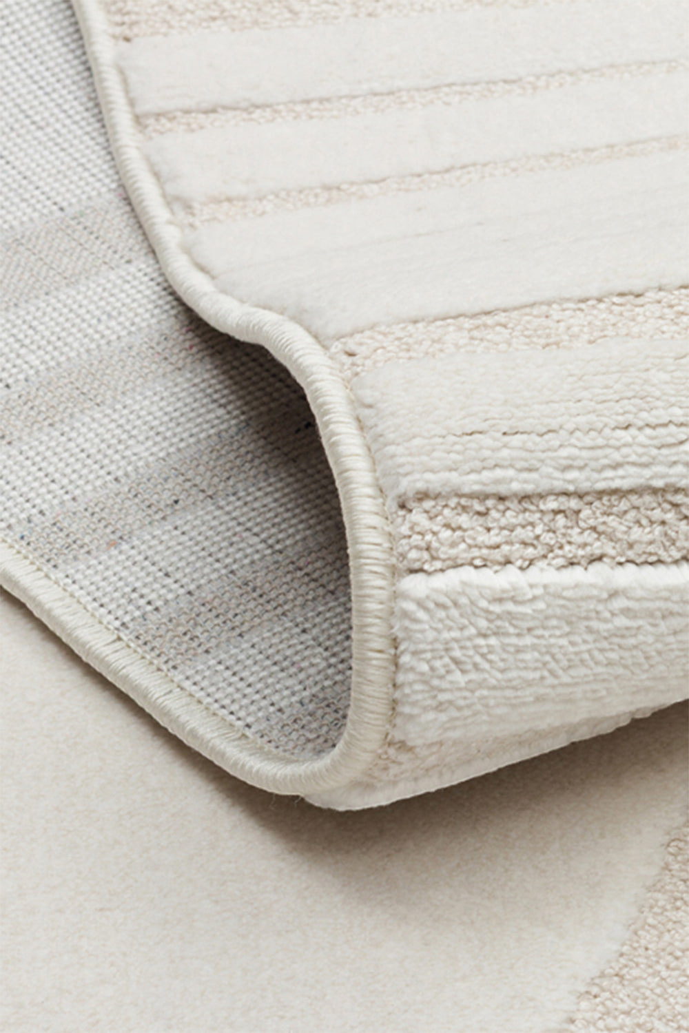 Yumuşak Tuşeli Dokuma Halı