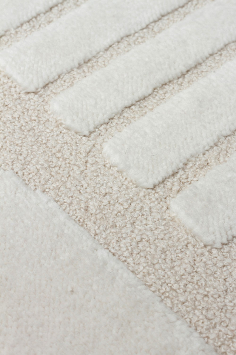 Yumuşak Tuşeli Dokuma Halı