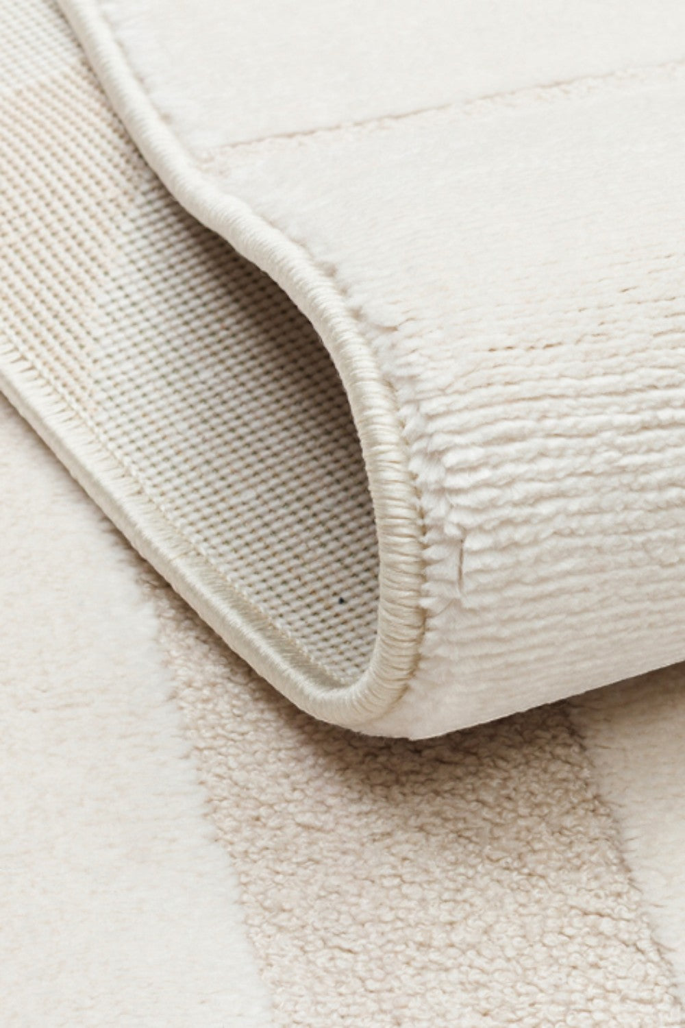 Yumuşak Tuşeli Dokuma Halı