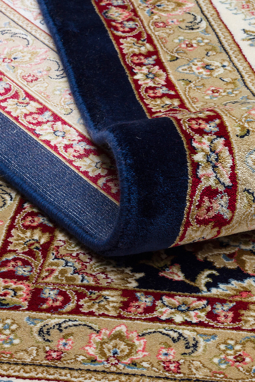 Klasik Desenli Sık Dokuma Halı