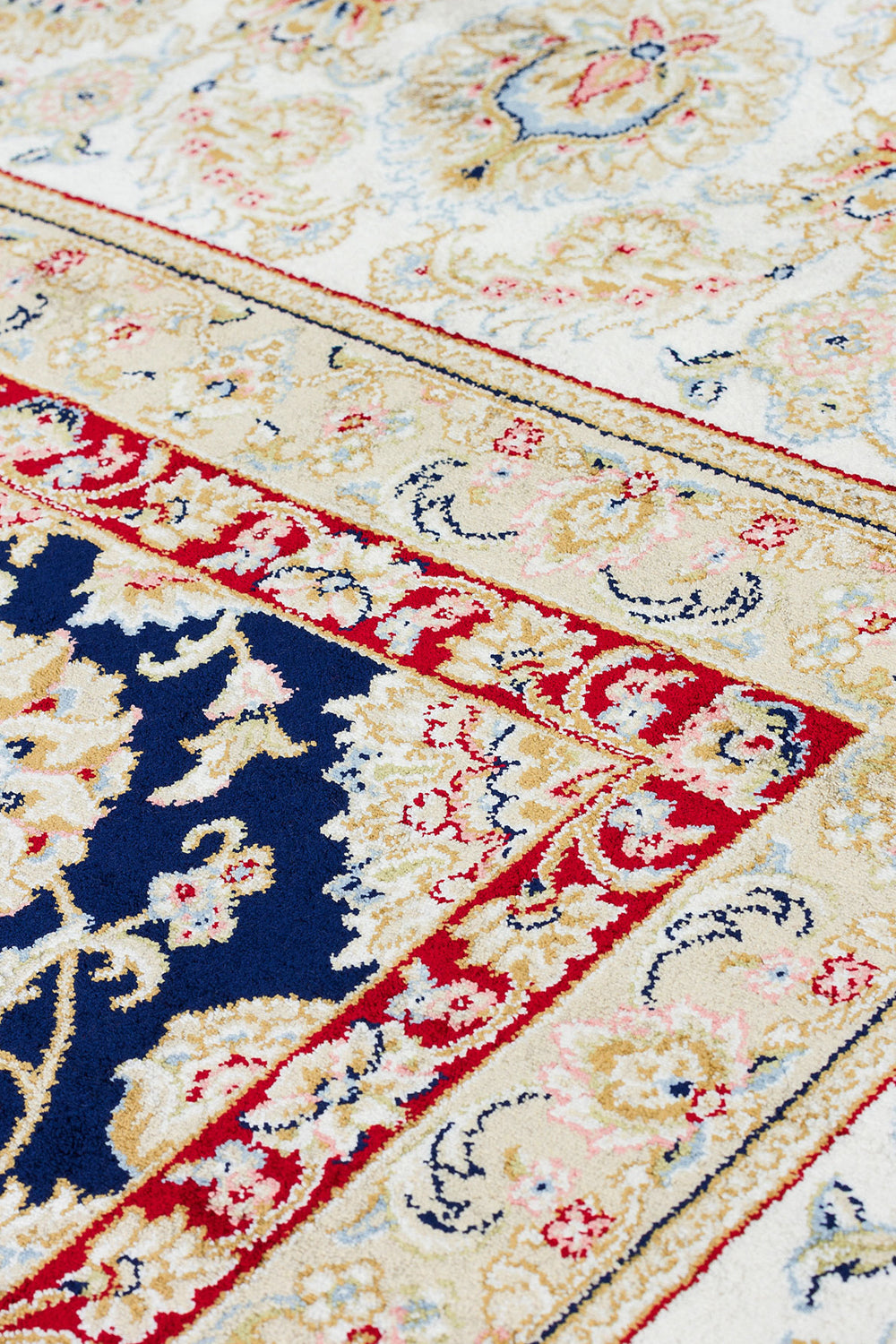 Klasik Desenli Sık Dokuma Halı