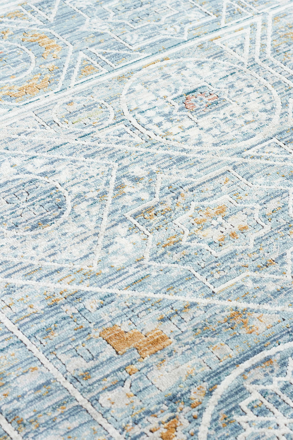 Klasik Desenli Sık Dokuma Halı