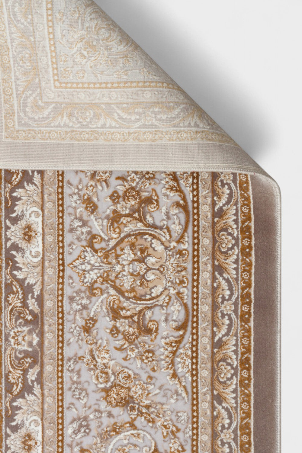 Klasik Desenli Sık Dokuma Halı