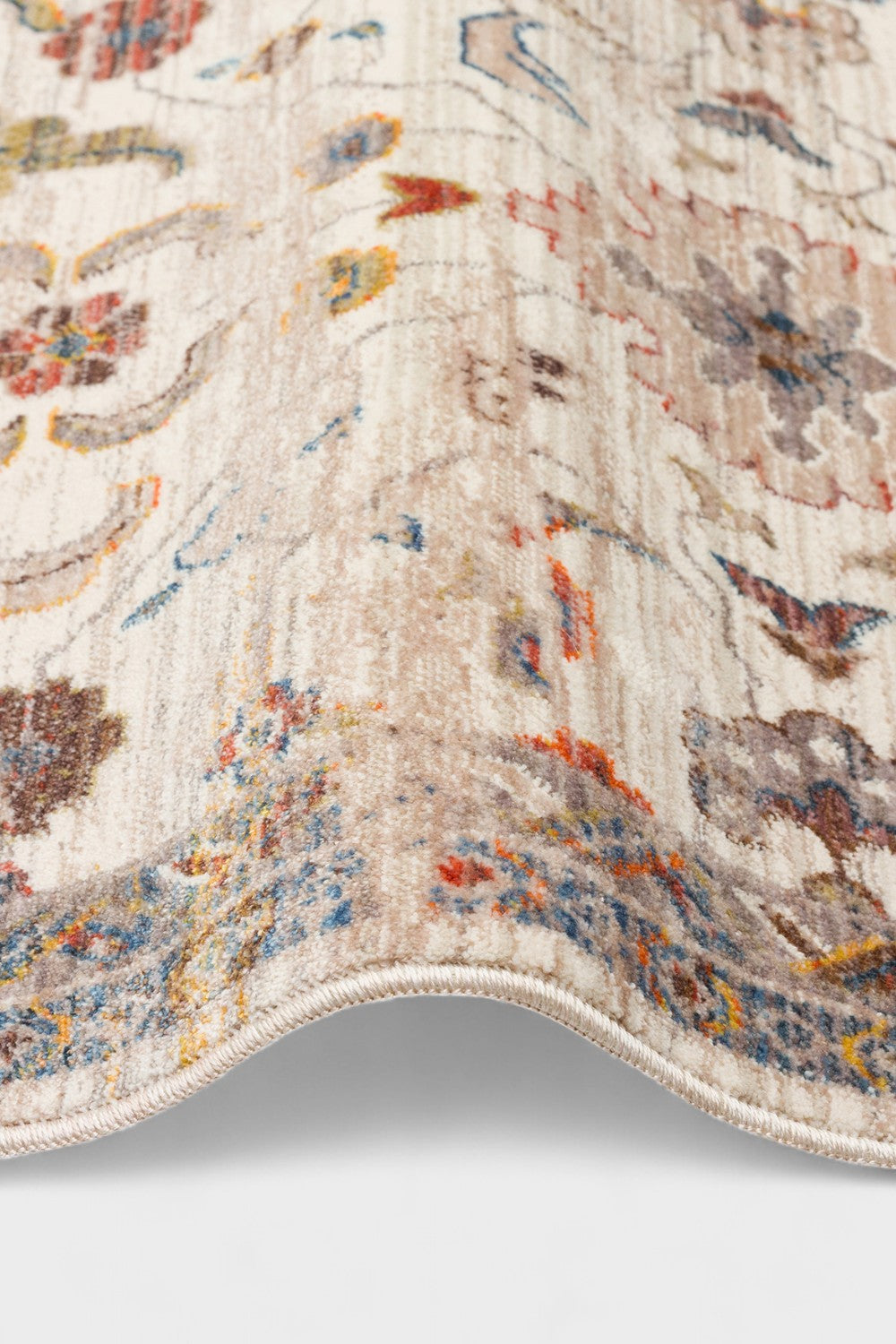 Etnik Desenli Yumuşak Tuşeli Dokuma Halı