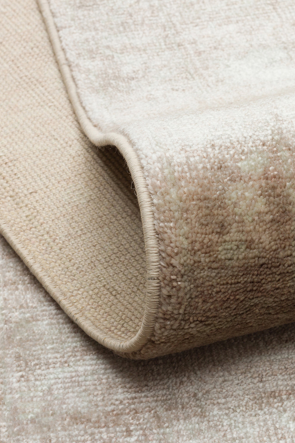 El Dokuma Uşak Halısı