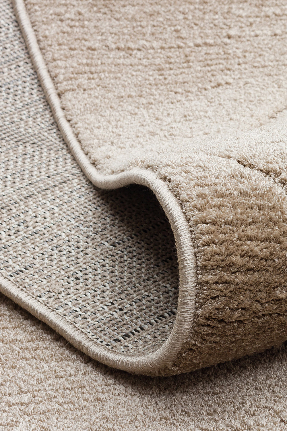 Yumuşak Dokulu Halı