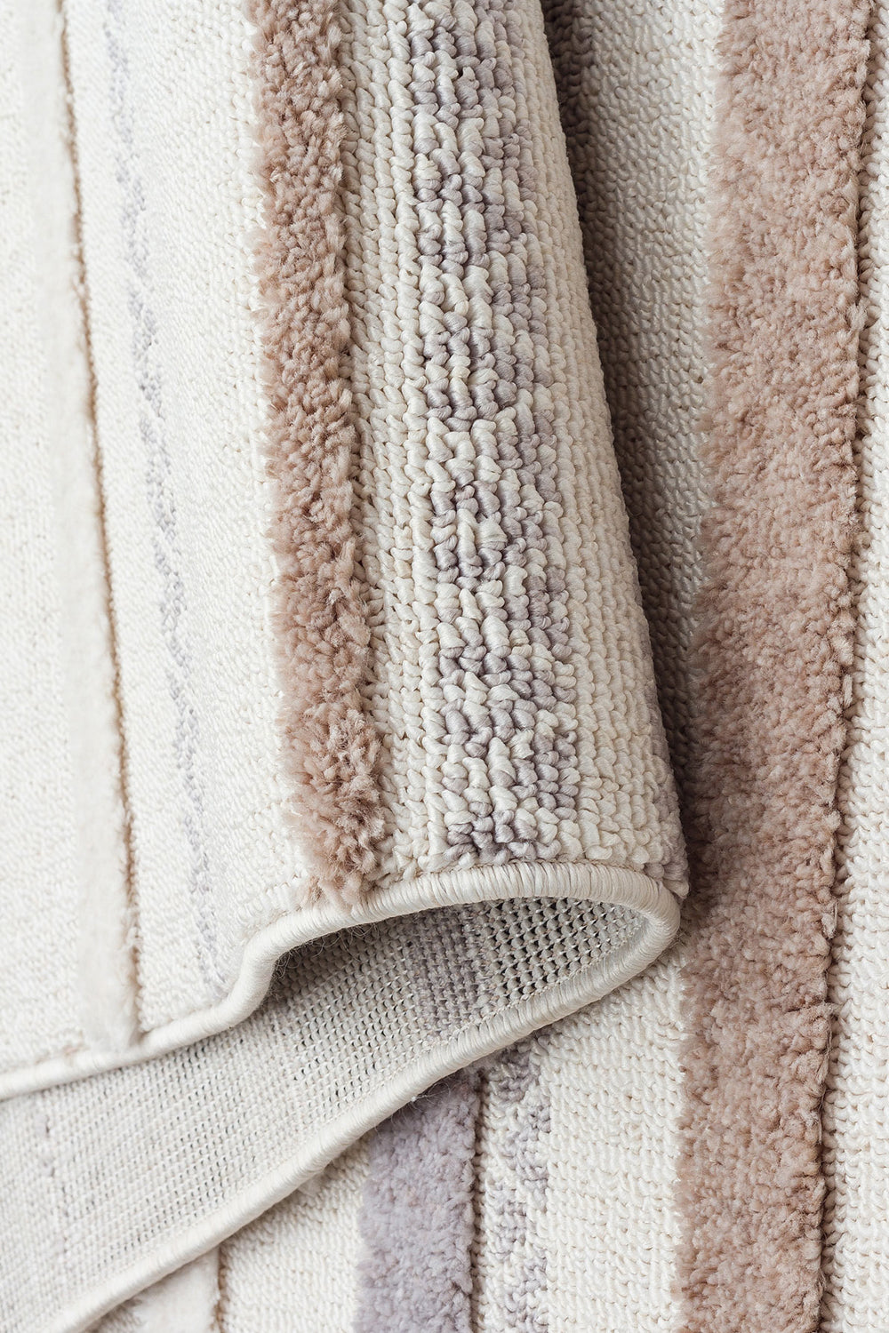 Yumuşak Dokulu İskandinav Halı