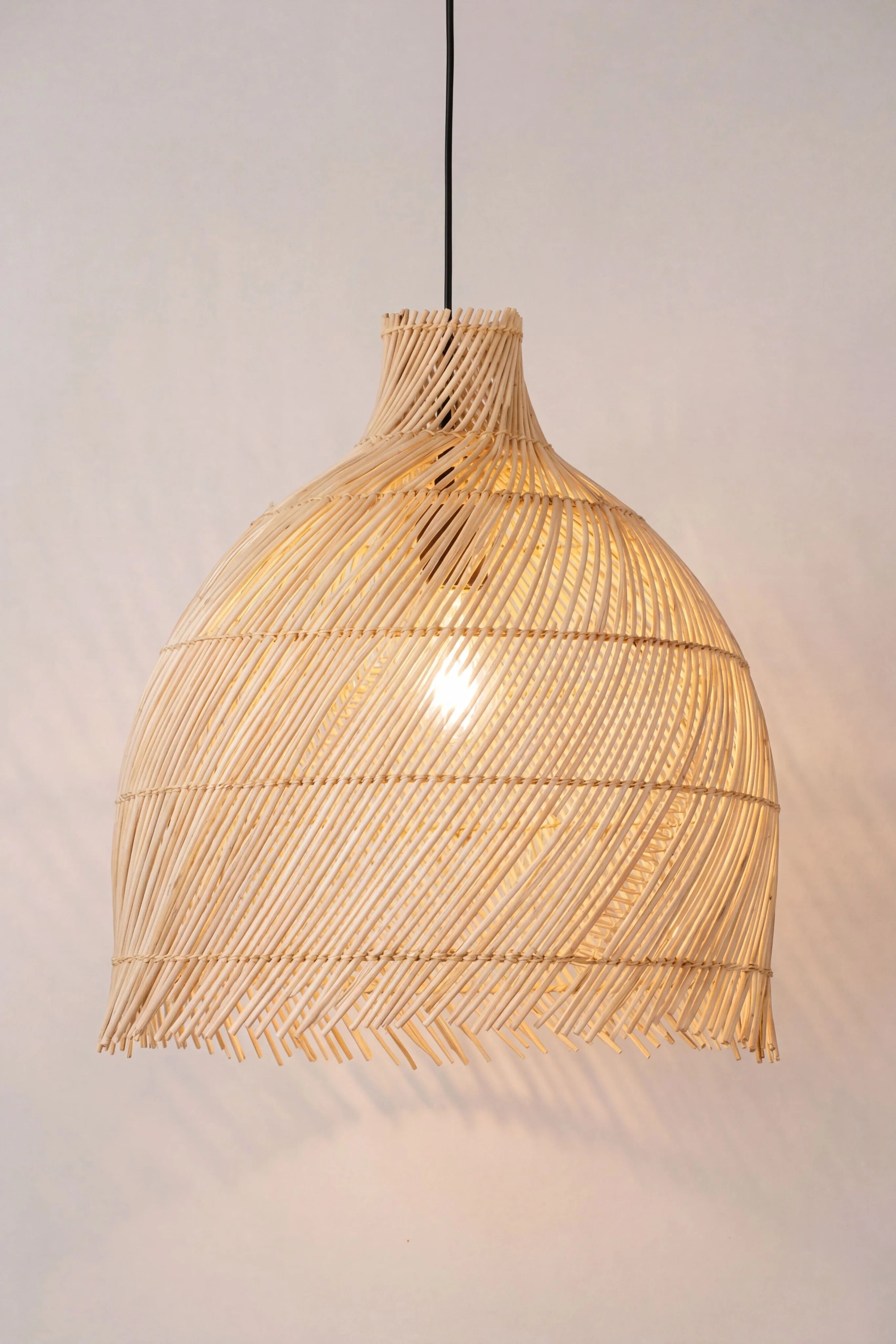 Rattan Sarkıt Aydınlatma